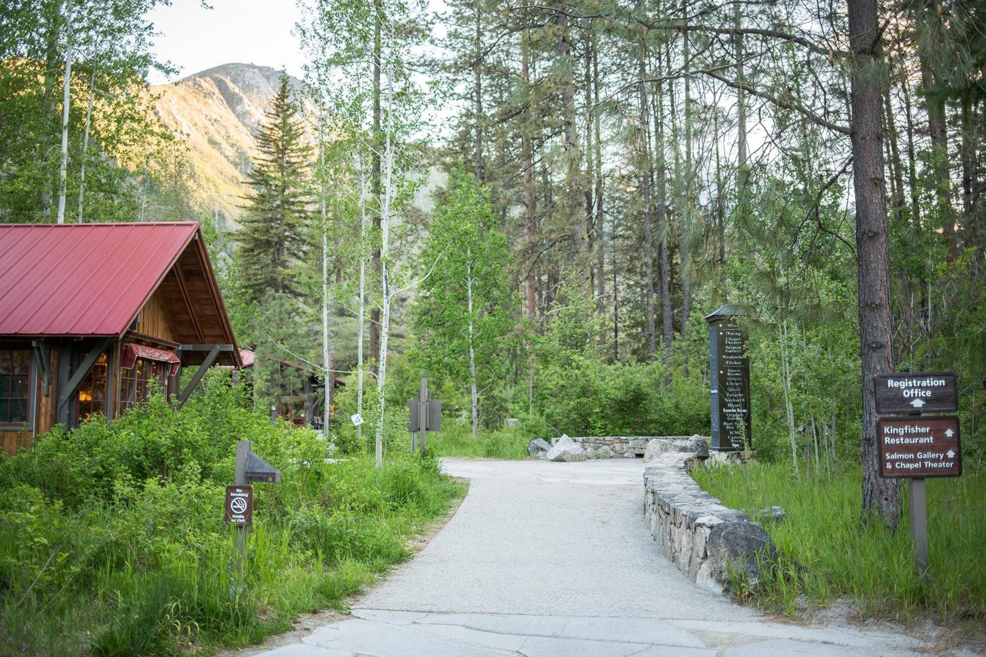 Sleeping Lady Mountain Resort Leavenworth Bagian luar foto