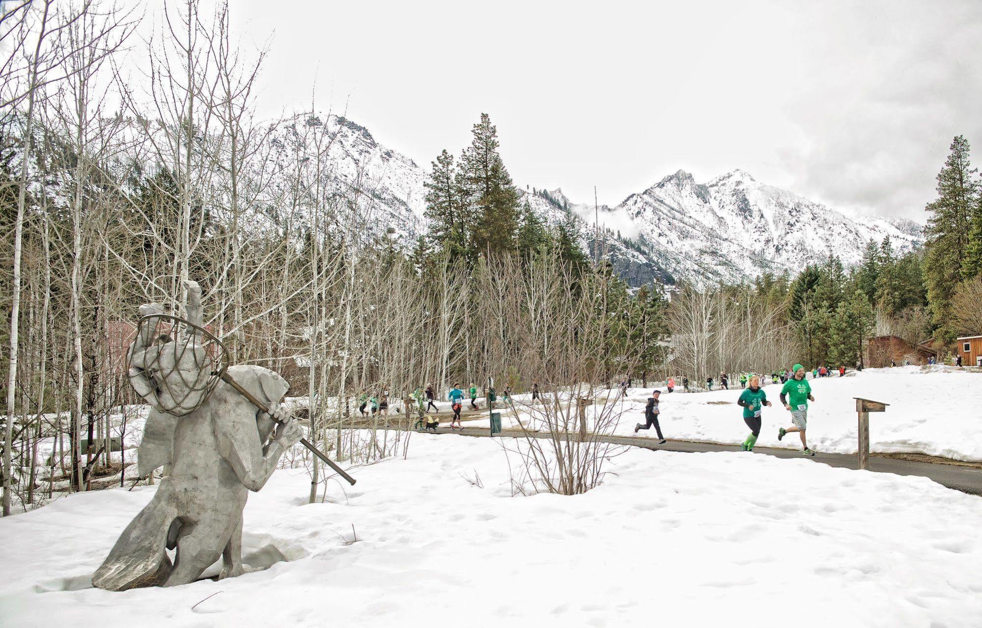 Sleeping Lady Mountain Resort Leavenworth Bagian luar foto