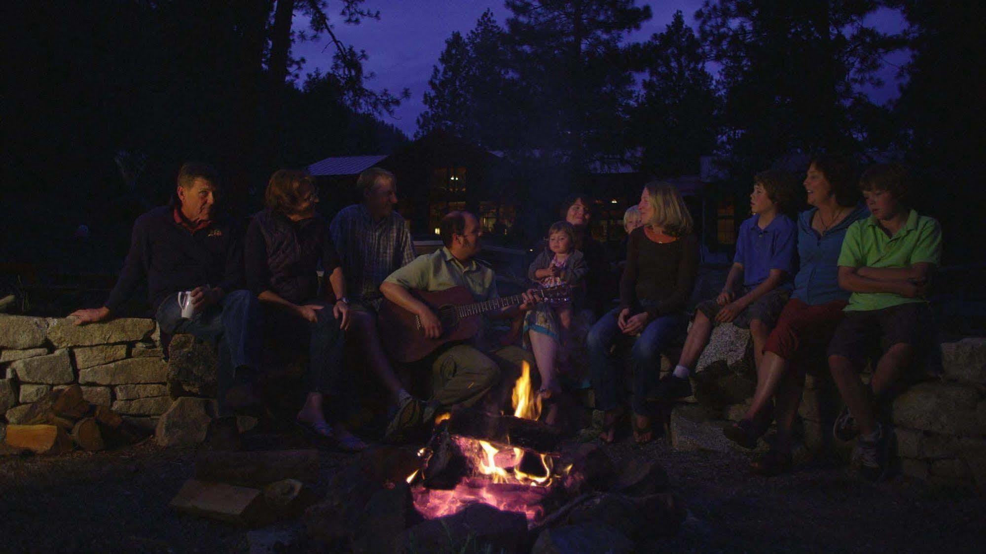 Sleeping Lady Mountain Resort Leavenworth Bagian luar foto