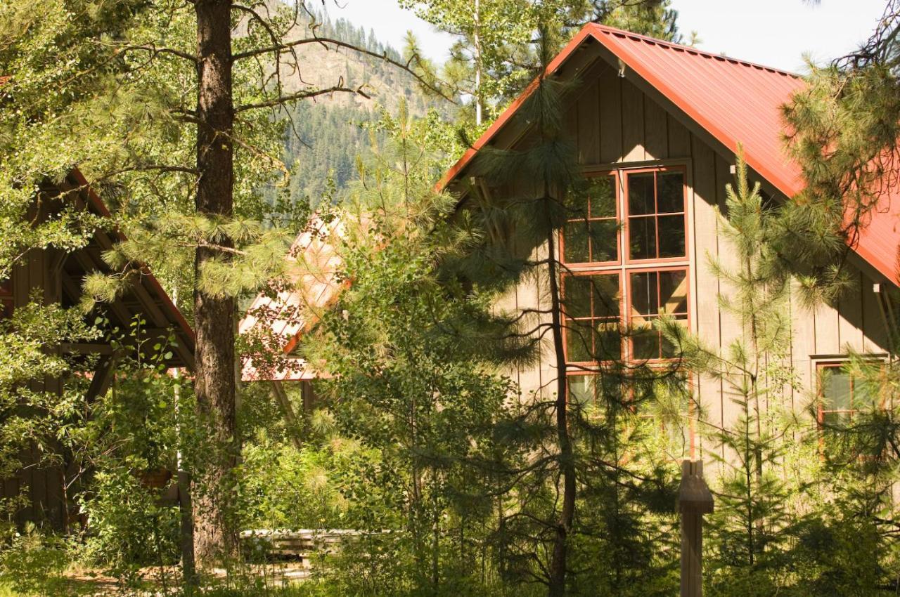 Sleeping Lady Mountain Resort Leavenworth Bagian luar foto